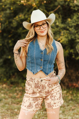 Lucky & Blessed Beige Western Printed Mid Rise Stretch Denim Shorts (12,7 cm binnenbeenlengte)
