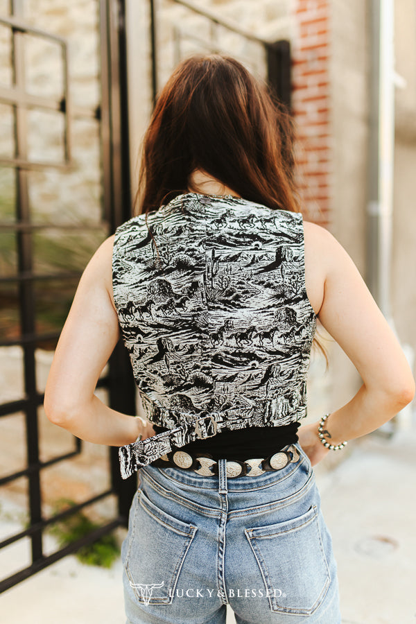 Lucky & Blessed Jacquard Zwart-Wit Paarden Corsettop met Knoopsluiting